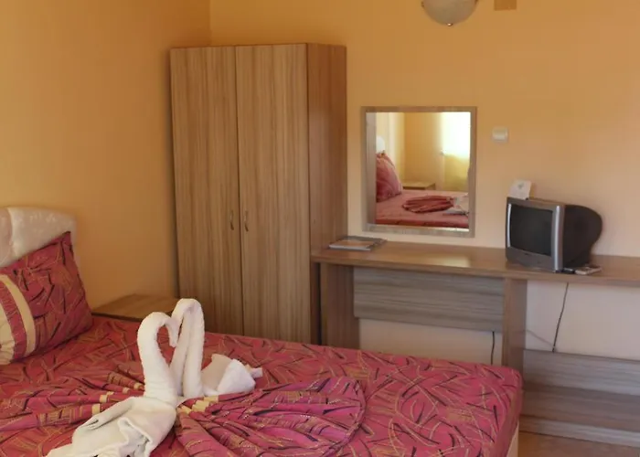 вива бийч Поморие